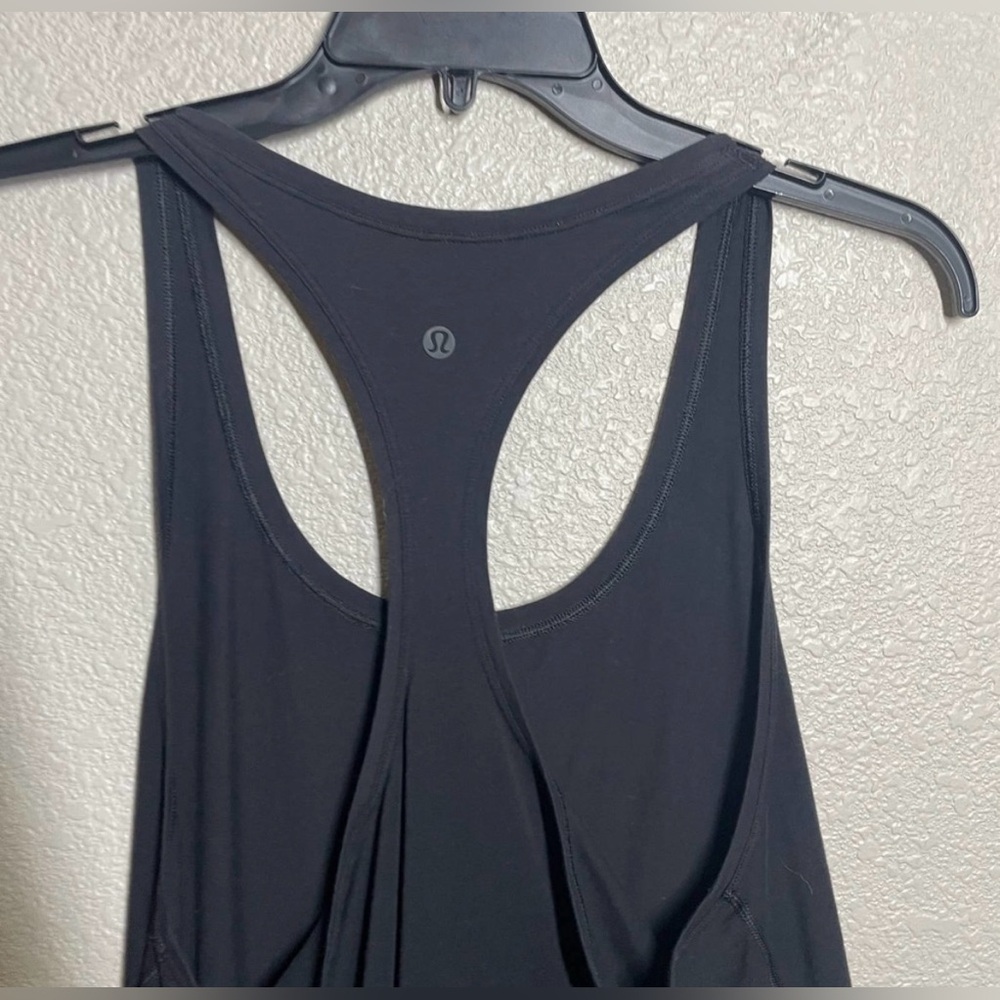 Lululemon Womens Racerback Tank Pullover Black Scoop Neck Sleeveless